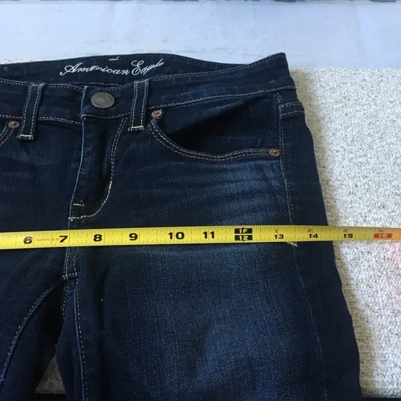 American Eagle Stretch Dark Wash Skinny Jeans Size 2 - Picture 5 of 8